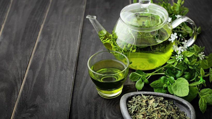 Groene Thee is binnen redelijke grenzen goed voor de mens.